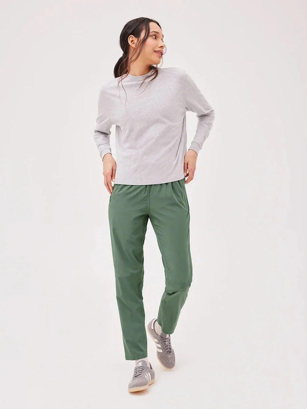 Outdoor voices Zephyr 29” pant - laurel wreath